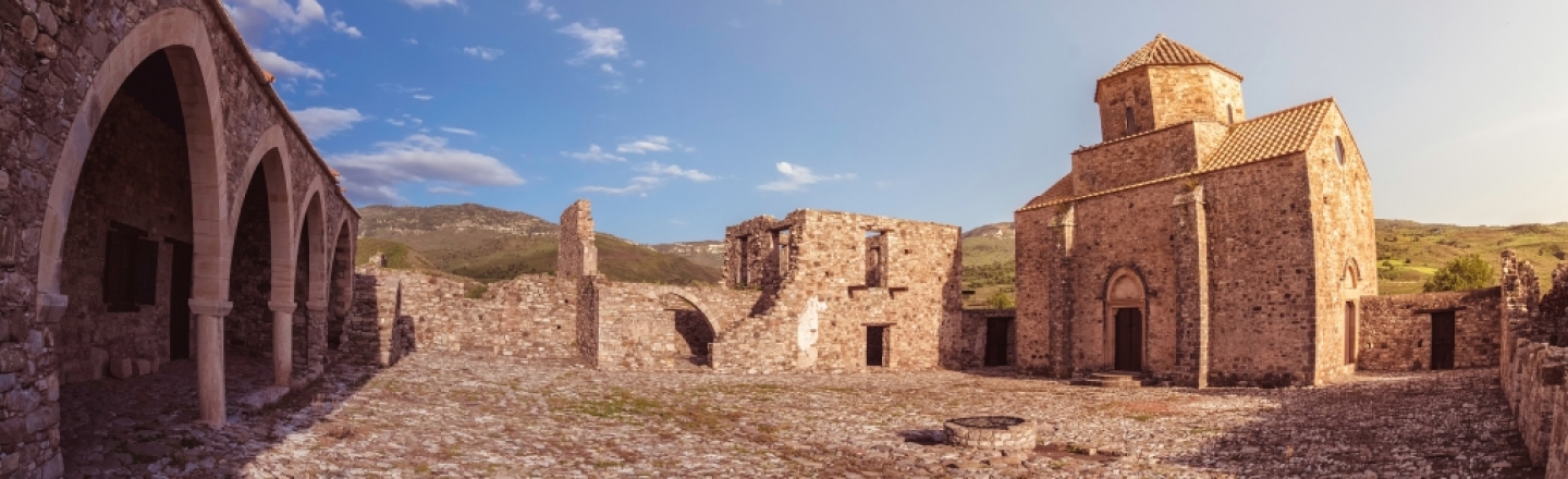 Монастырь Богородицы Синти в Пафосе