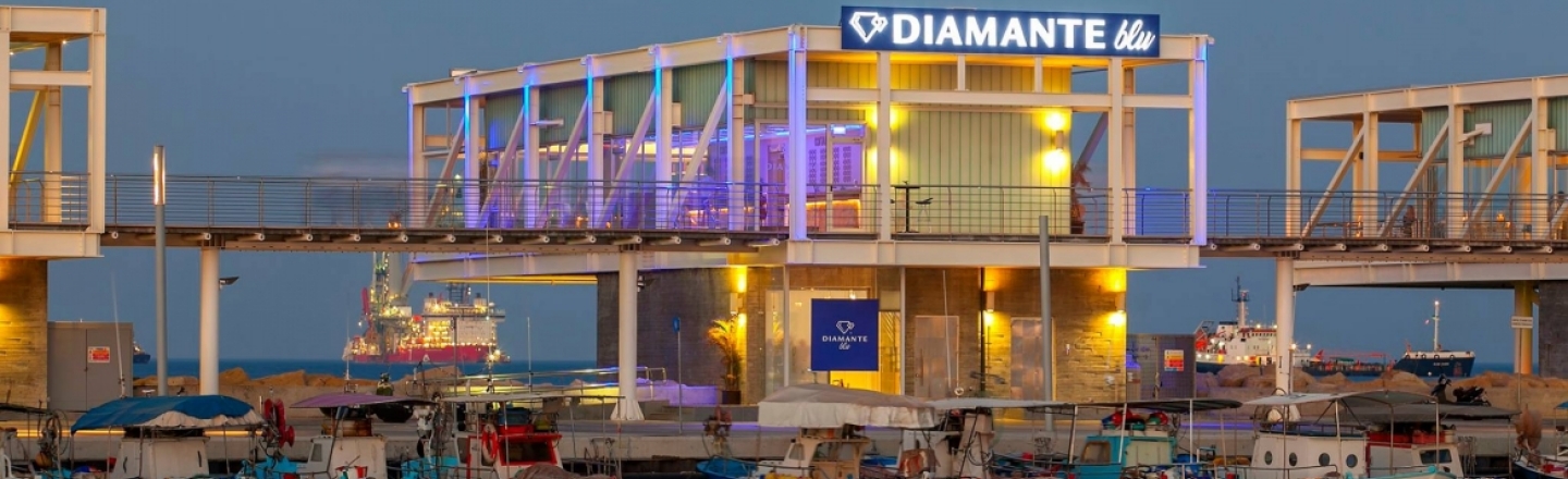 Ресторан и лаундж-бар Diamante blu в Лимассоле