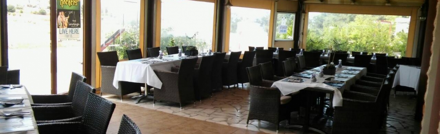 Saint Giorgio, ресторан и бар «Святой Георгий» в Пафосе