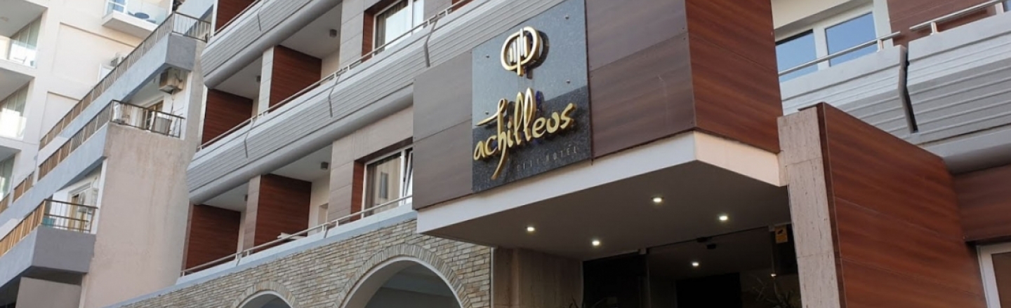 Ресторан в отеле Achilleos City Hotel в Ларнаке